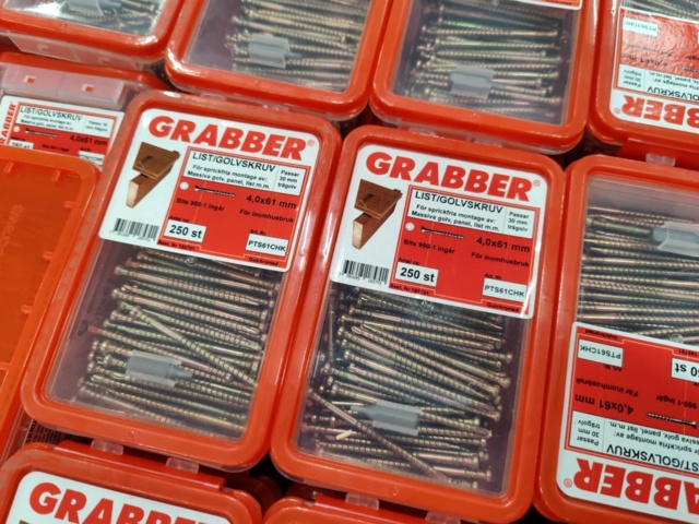 984521-3 Approx. 44,000 pcs. Grabber strip and floor screw 4.0x61 mm