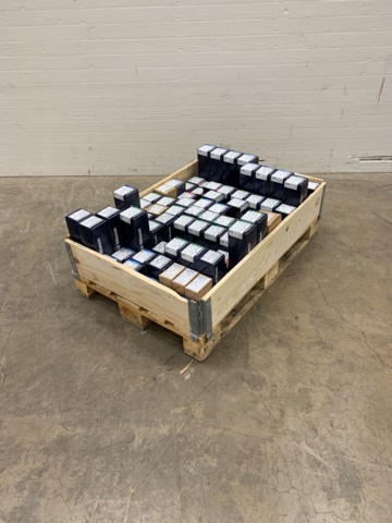 983971-1 Assortment with various screws, bolts etc