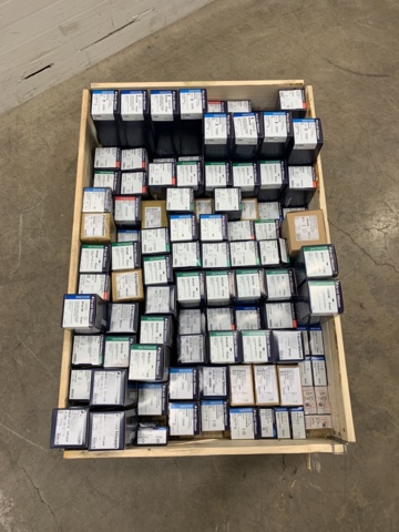 983971-2 Assortment with various screws, bolts etc