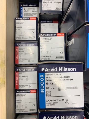 983971-4 Assortment with various screws, bolts etc