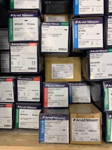 983971-11 Assortment with various screws, bolts etc