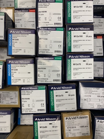 983971-13 Assortment with various screws, bolts etc