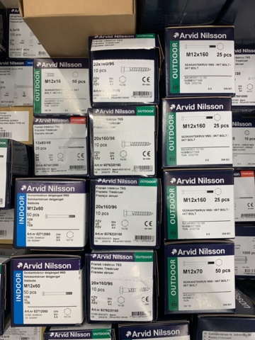 983971-14 Assortment with various screws, bolts etc