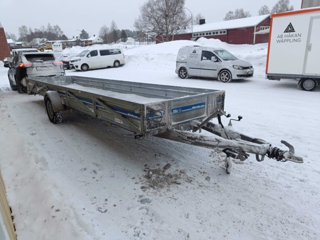 928751-7 Trailer Tiki CP650-RB -2016