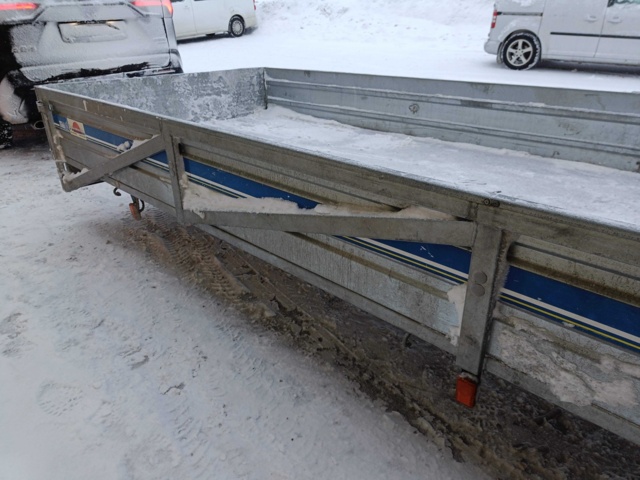 928751-26 Trailer Tiki CP650-RB -2016