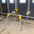882686-2 Cut and miter saw DeWalt DW770 with stand 2.5 meters