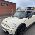 944892-1 MINI Cooper S - 2006