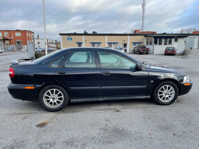 944896-6 Volvo S40 1.8 - 2004
