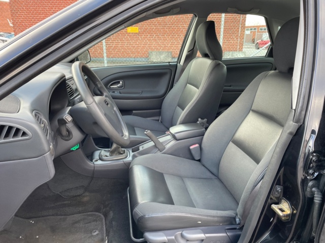 944896-9 Volvo S40 1.8 - 2004