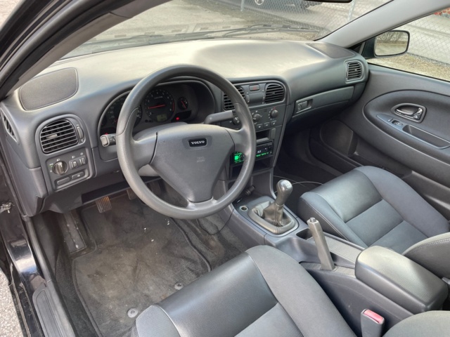944896-10 Volvo S40 1.8 - 2004