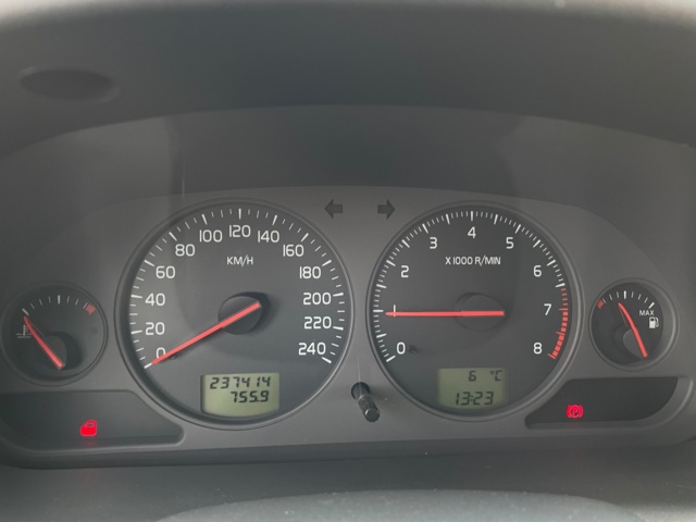 944896-11 Volvo S40 1.8 - 2004