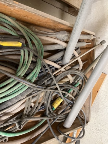 921839-13 Hot water washing machine KEW 4203V with accessories