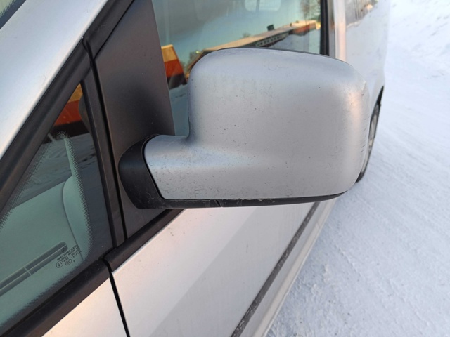 928785-24 Volkswagen Caddy 1.6 TDI -2011