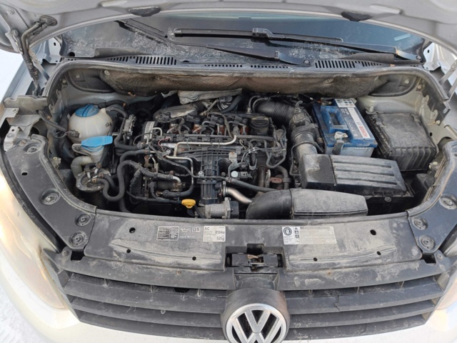 928785-58 Volkswagen Caddy 1.6 TDI -2011