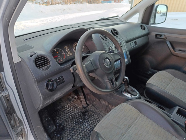 928785-73 Volkswagen Caddy 1.6 TDI -2011