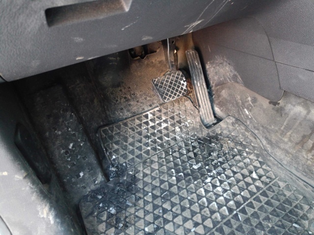 928785-77 Volkswagen Caddy 1.6 TDI -2011