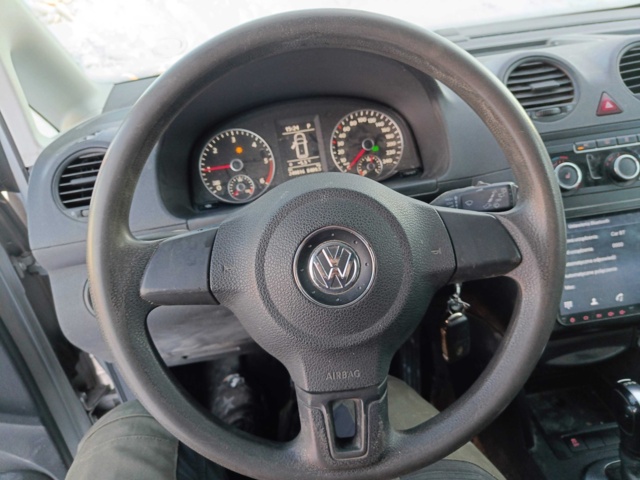 928785-87 Volkswagen Caddy 1.6 TDI -2011