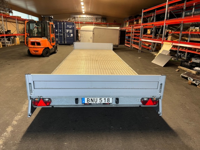 953241-4 Westbay Donna B2 2016