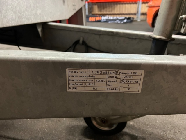 953241-9 Westbay Donna B2 2016