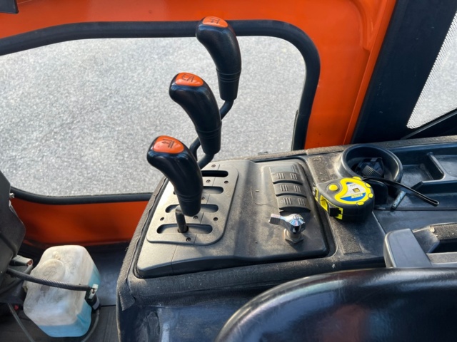 953252-17 Diesel truck Doosan D30S-5 -2010 (2940 h)