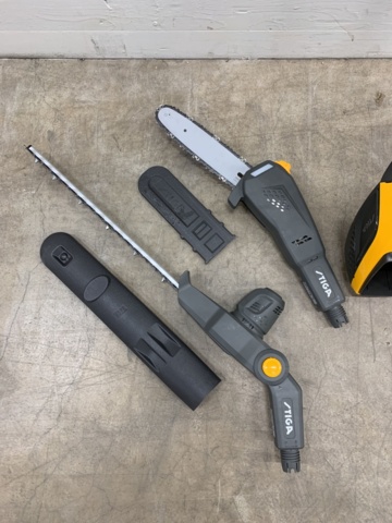 986009-2 Multitool Stiga SMT 500 AE (incl. battery and charger) Display sample