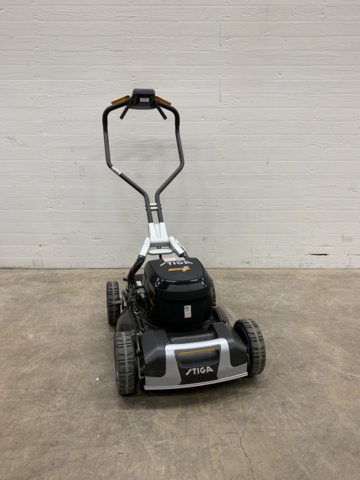 986016-1 Battery lawnmower Stiga Model-1 (Without battery and charger) Display sample - Updated