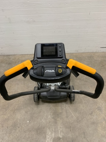 986016-15 Battery lawnmower Stiga Model-1 (Without battery and charger) Display sample - Updated