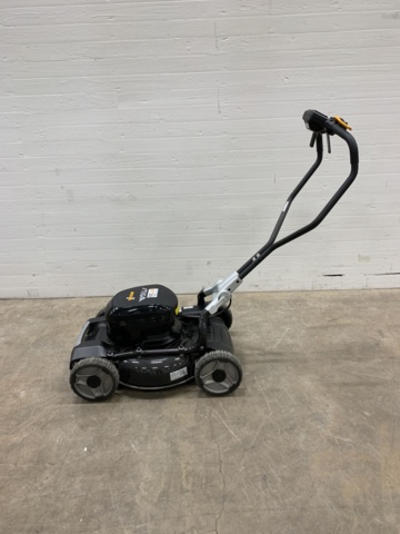 986016-19 Battery lawnmower Stiga Model-1 (Without battery and charger) Display sample - Updated