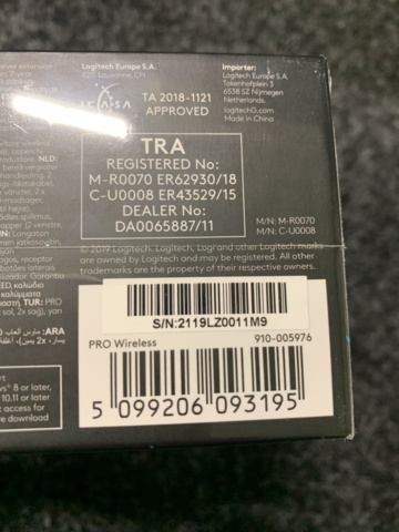 986080-3 Wireless gaming mouse Logitech G Pro Shroud