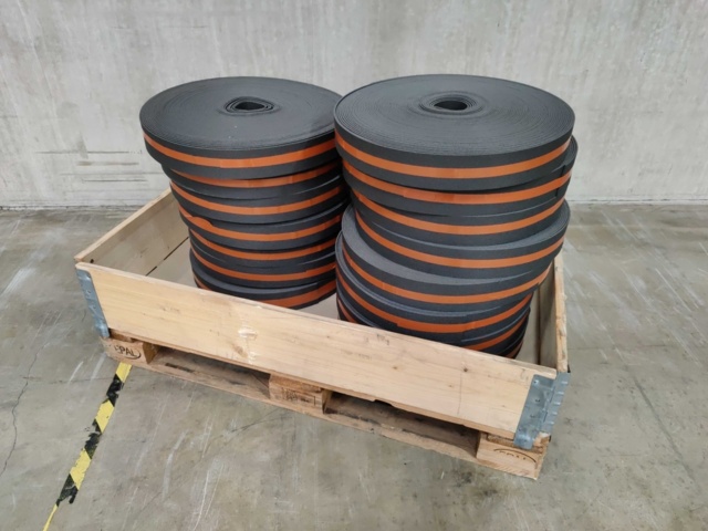 984549-1 About 750 m Polyethylene cloth