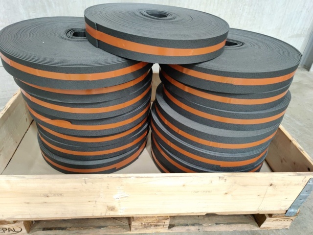 984549-3 About 750 m Polyethylene cloth