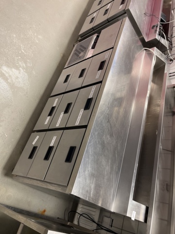 921496-3 Stainless steel cooling bench with cooling channel, drawers