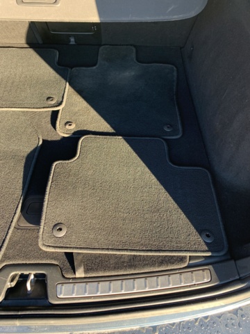 986383-23 Volvo V60 D4 - 2019