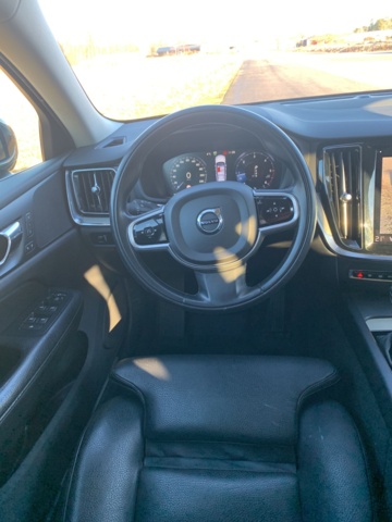 986383-35 Volvo V60 D4 - 2019