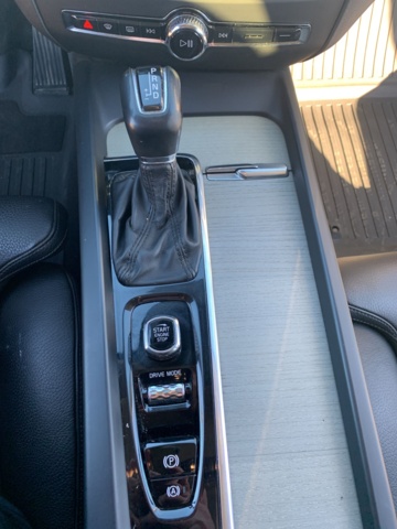 986383-36 Volvo V60 D4 - 2019