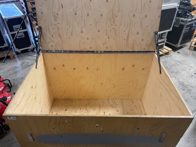 985434-1 Transport Låda på EU Pall