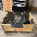 985459-3 4 pcs Fresnel Strand Castor 2000W pole
