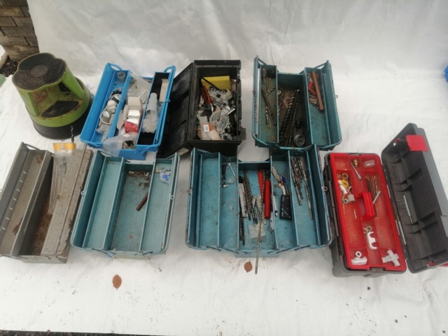 986517-1 Toolboxes with drill