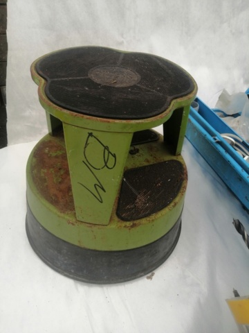 986517-2 Toolboxes with drill