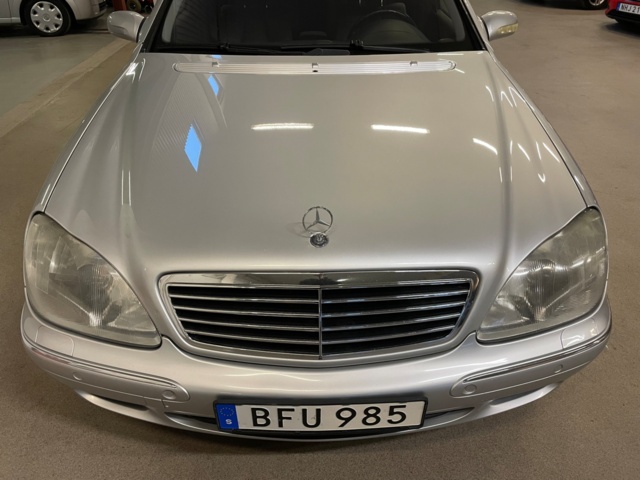986616-8 Mercedes-Benz S 55 AMG - 2001