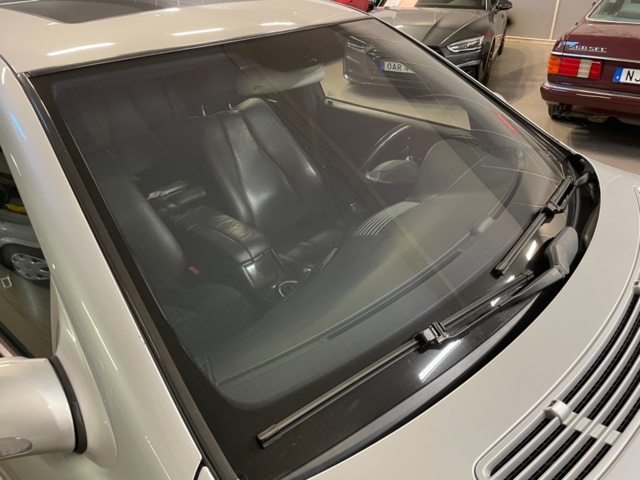 986616-13 Mercedes-Benz S 55 AMG - 2001