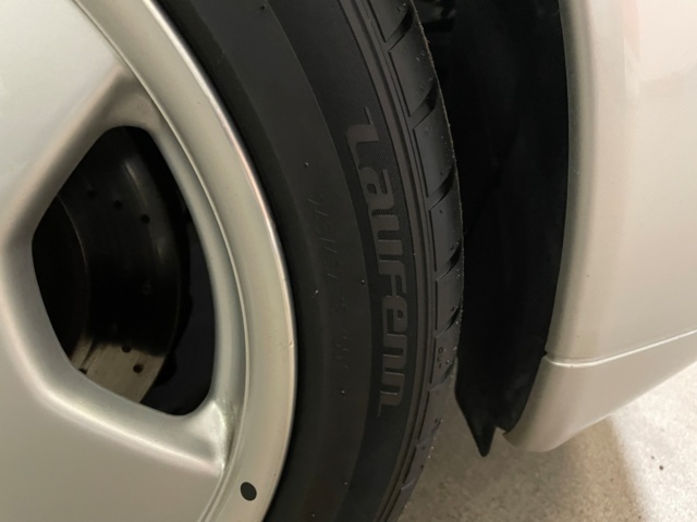 986616-18 Mercedes-Benz S 55 AMG - 2001