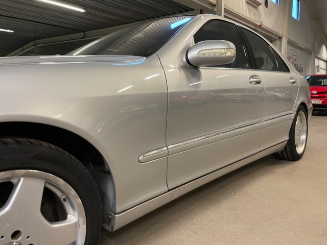 986616-20 Mercedes-Benz S 55 AMG - 2001