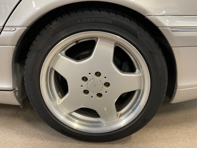 986616-21 Mercedes-Benz S 55 AMG - 2001