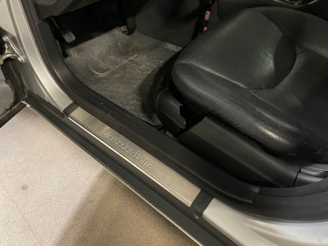 986616-27 Mercedes-Benz S 55 AMG - 2001