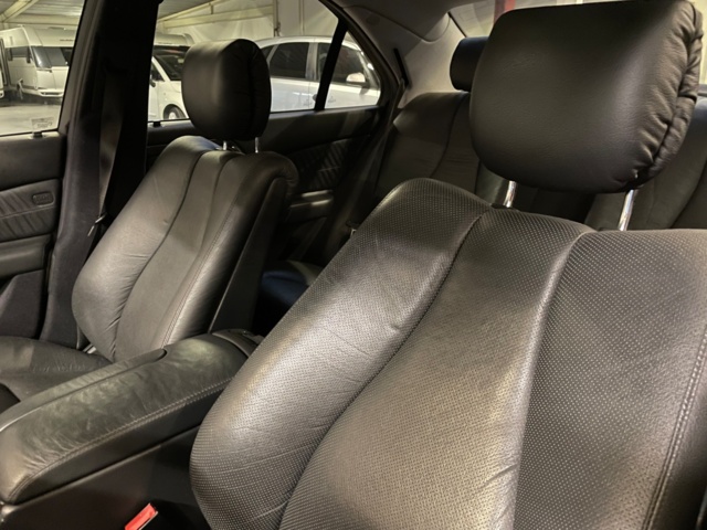 986616-34 Mercedes-Benz S 55 AMG - 2001