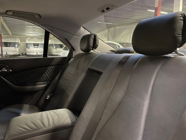 986616-36 Mercedes-Benz S 55 AMG - 2001