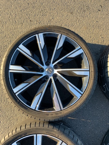 986383-63 Volvo V60 D4 - 2019