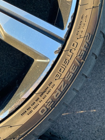 986383-64 Volvo V60 D4 - 2019
