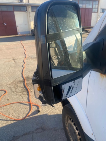 986617-6 Mercedes-Benz Sprinter 318 CDI with tail lift -2007